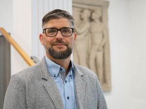 Potraitfoto von Herrn Ebert (Quelle: WHZ / Körner)