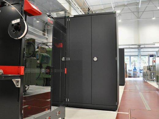 Blick in das Labor Werkzeugmaschinen, 3-D-Drucker