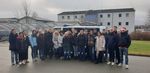 Foto: Gruppenbild an der Polizeifachschule Schneeberg.