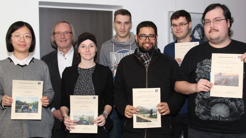 Foto: Gruppenbild der Gewinner des Fotowettbewerbes.