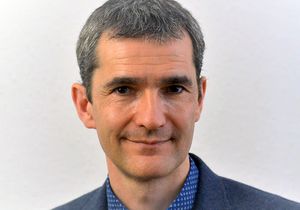 Portraitfoto Prof. Stefan Zigan