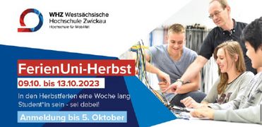 Flyerfoto: Aufschrift Ferienuni. 3 Teilnehmer mit einem Lehrbeauftragten an einer technischen Einrichtung.