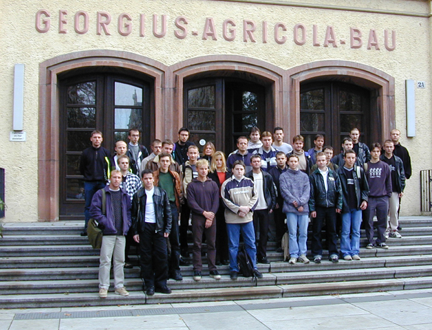 Gruppenfoto: Gruppe 2 / Studenten des Jahrgangs 2000