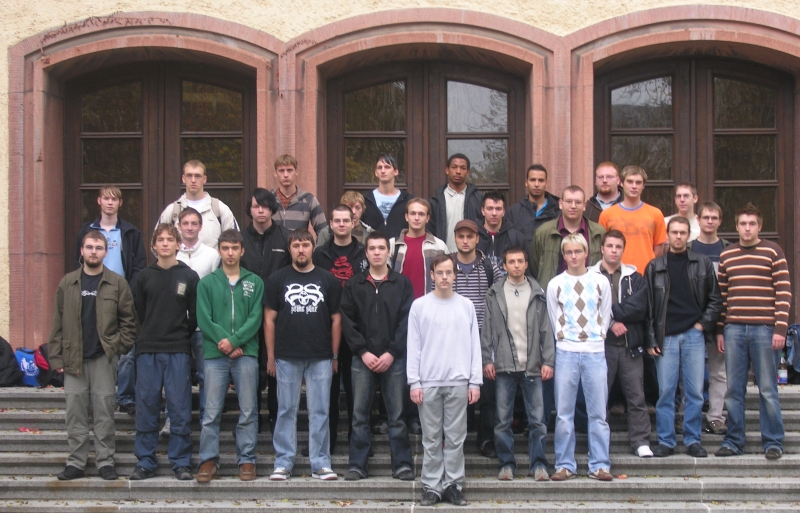 Gruppenfoto: Gruppe 1 / Studenten des Jahrgangs 2007