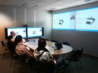 Bild welches den Videokonferenzraum zeigt.
