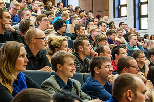Studenten an der WHZ